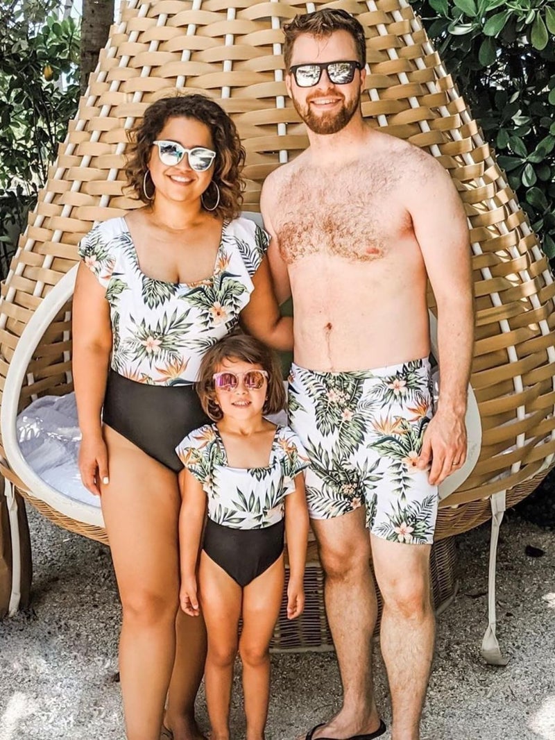 IFFEI Mommy and Me Swimsuits One Piece Family Matching Bathing Suits Monokini Swimwear 2#Green Men: Large - Image 3